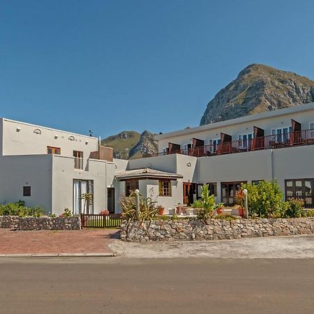 Baleens Hotel Херманус Екстериор снимка