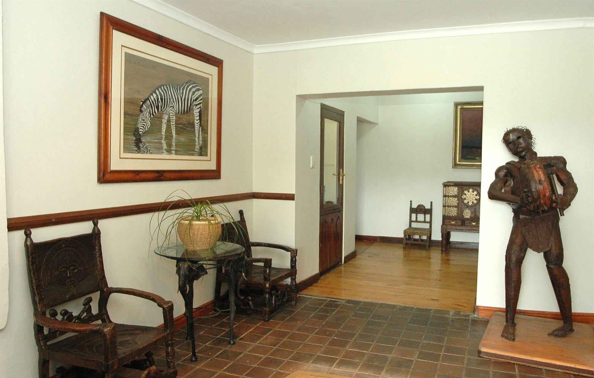 Baleens Hotel Херманус Екстериор снимка