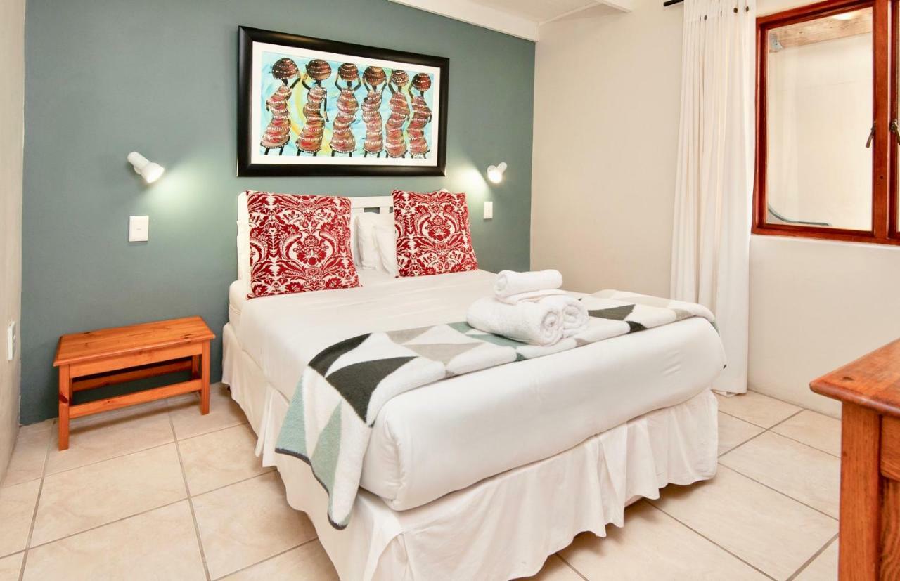 Baleens Hotel Херманус Екстериор снимка