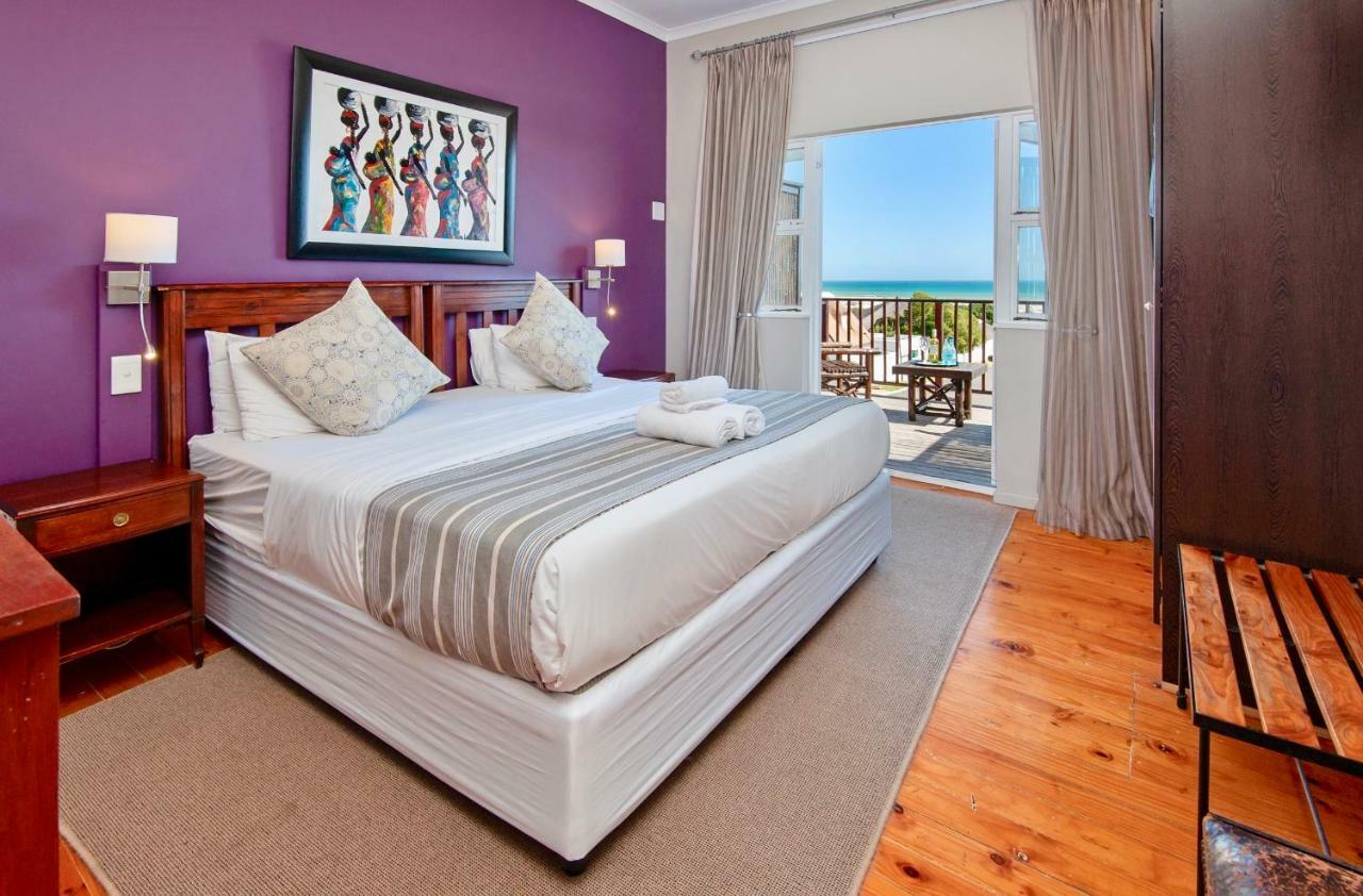 Baleens Hotel Херманус Екстериор снимка